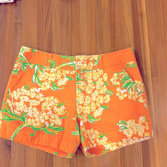 Lilly Pulitzer Pants - Lilly Pulitzer Originals Shorts - Orange - Size 4